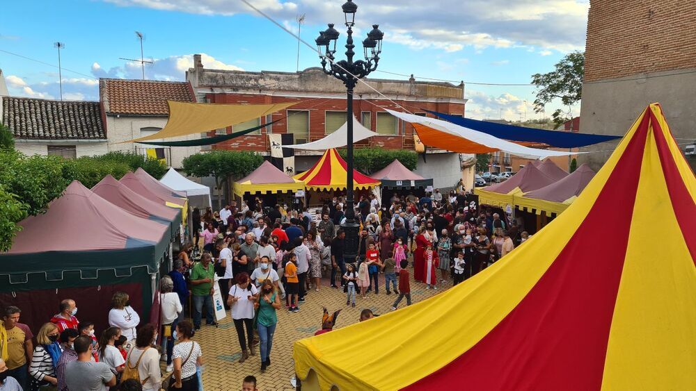 Descubre la encantadora Feria Medieval del Vino en Montearagón